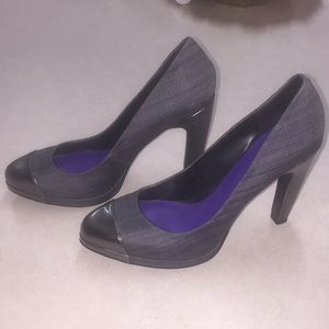 Nine West gray denim with pewter tip and heel sz 8